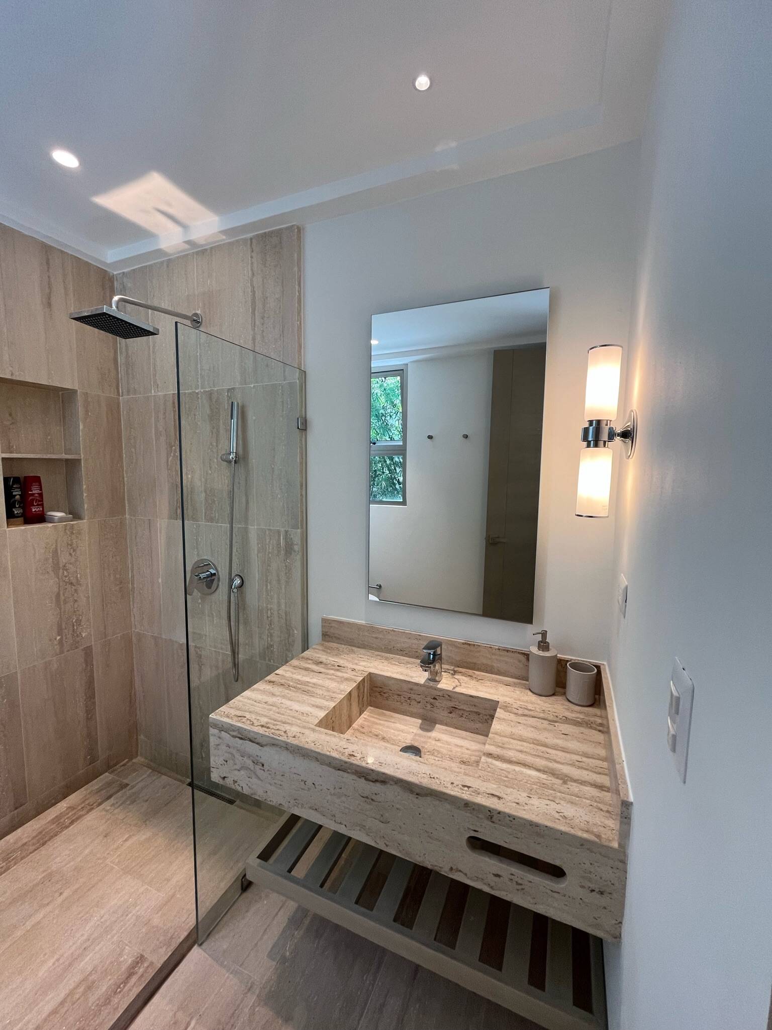 Townhouse 16-01